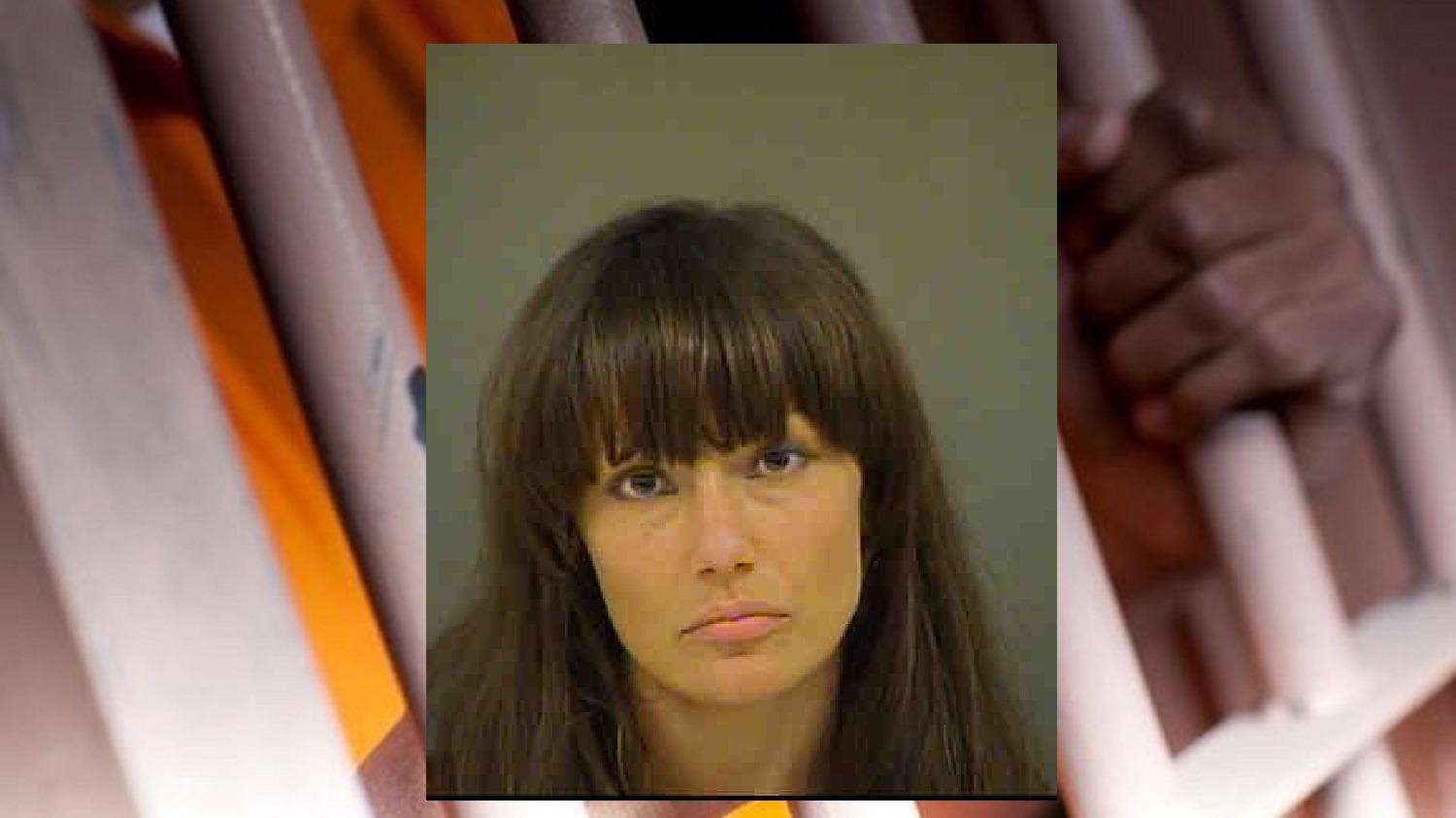 WOMAN KILLS HERSELF IN CHARLOTTE JAIL