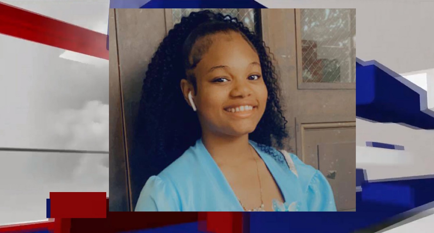 TEEN GIRL SHOT AND KILLED IN APARTMENT COMPLEX