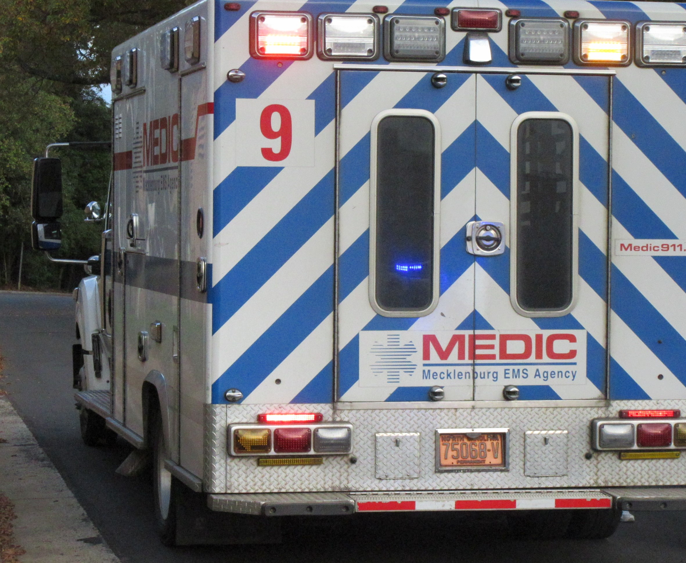 TEENAGER MURDERED ON WEST BLVD. IN BROAD DAYLIGHT