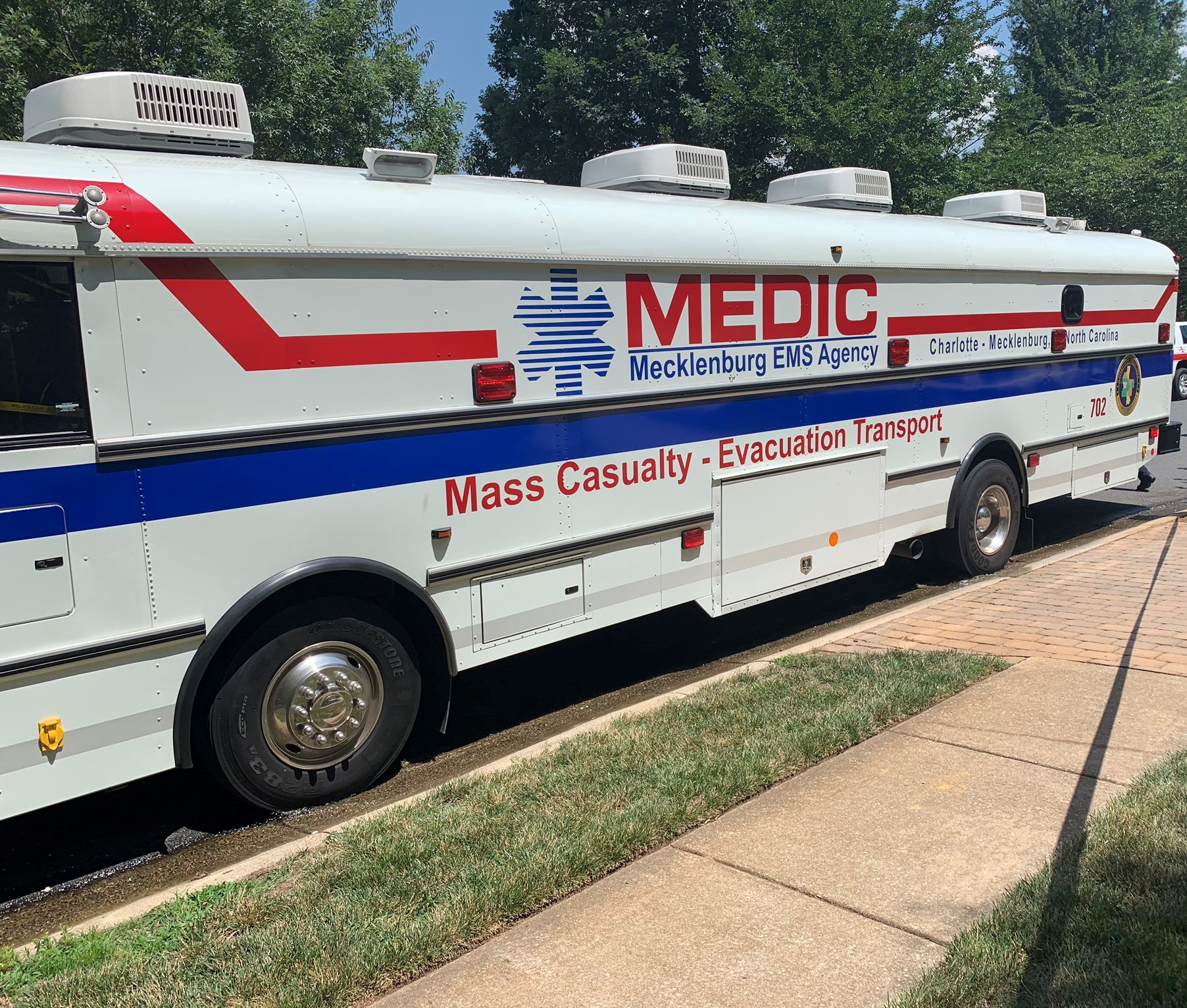 CMS BUS INVOLVED IN LARGE WRECK, 40 STUDENTS ON BOARD, MASS CASUALTY BUS ON SCENE