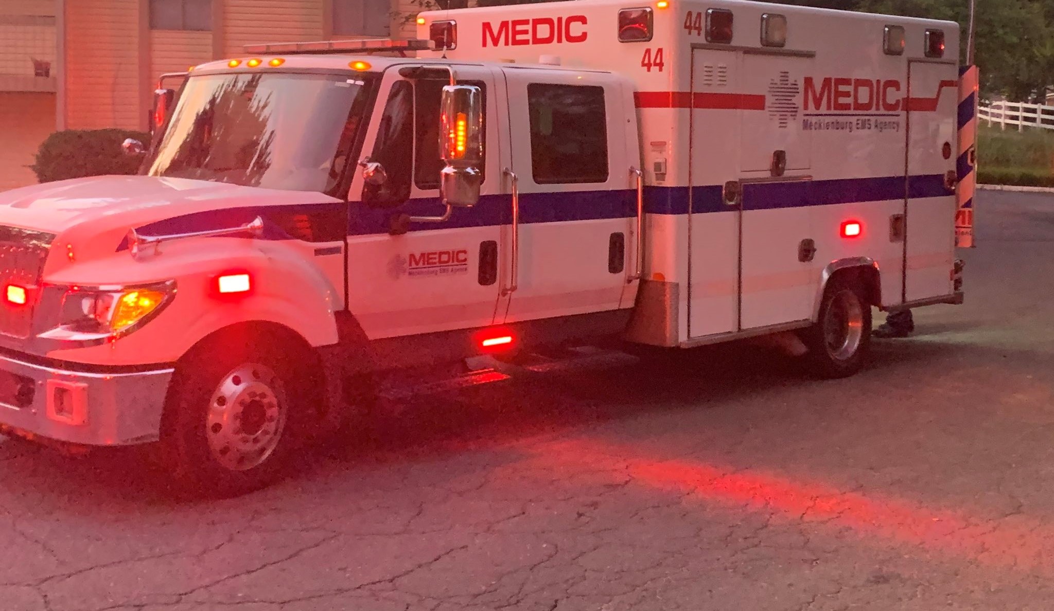 5 SHOT IN WEST CHARLOTTE WITH AK-47, INCLUDING BABY AND 2 KIDS