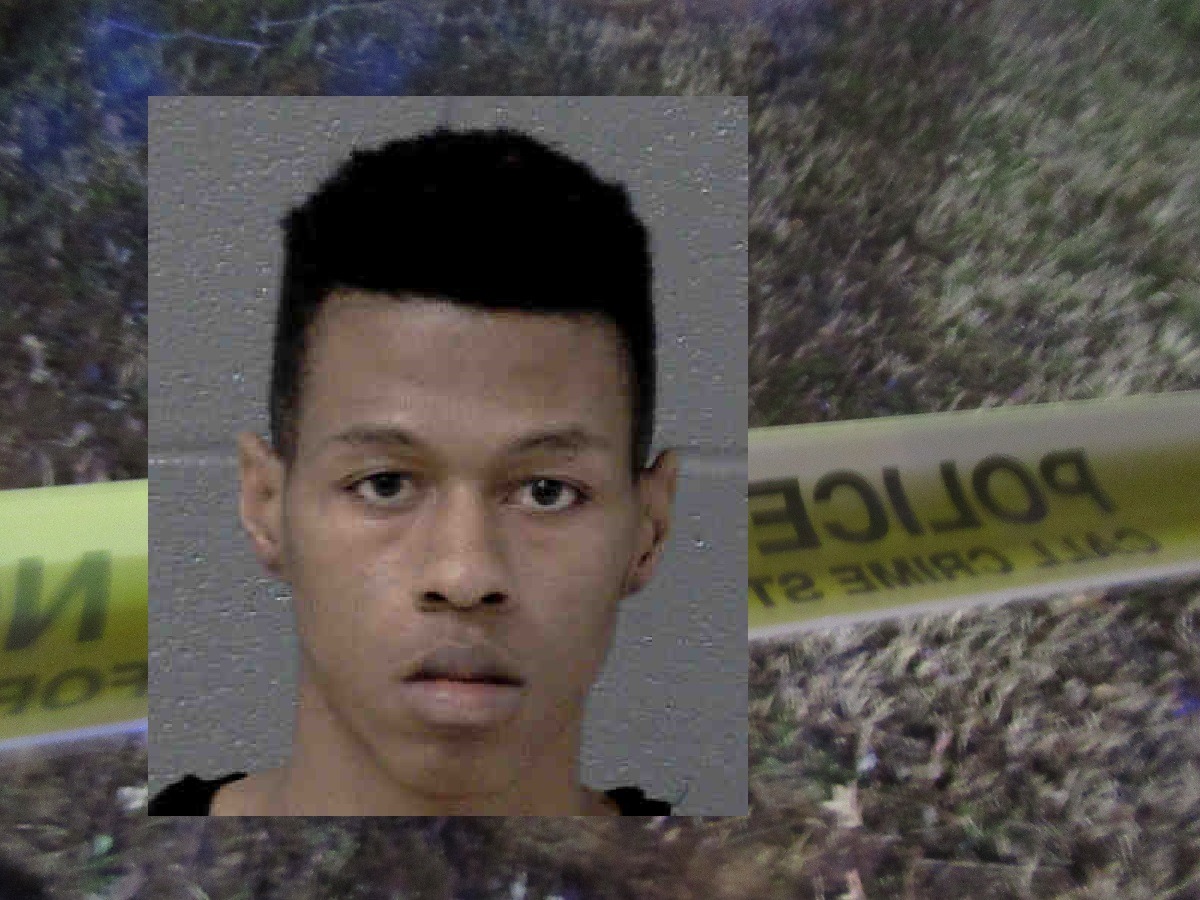 MAN KILLED AT APARTMENT COMPLEX, 4TH HOMICIDE IN A WEEK