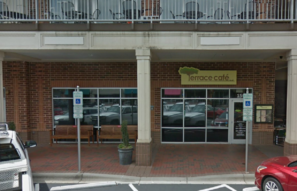 7 LIVE ROACHES FOUND AT TERRACE CAFE OF BALLANTYNE RESTAURANT, 87.50 SCORE