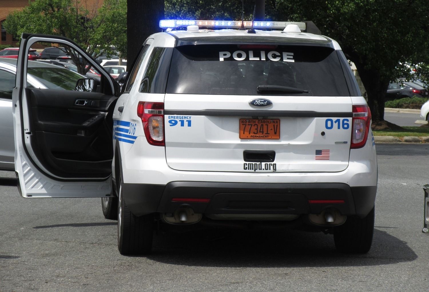 HOMICIDE ON INDEPENDENCE BOULEVARD AT PARKING LOT