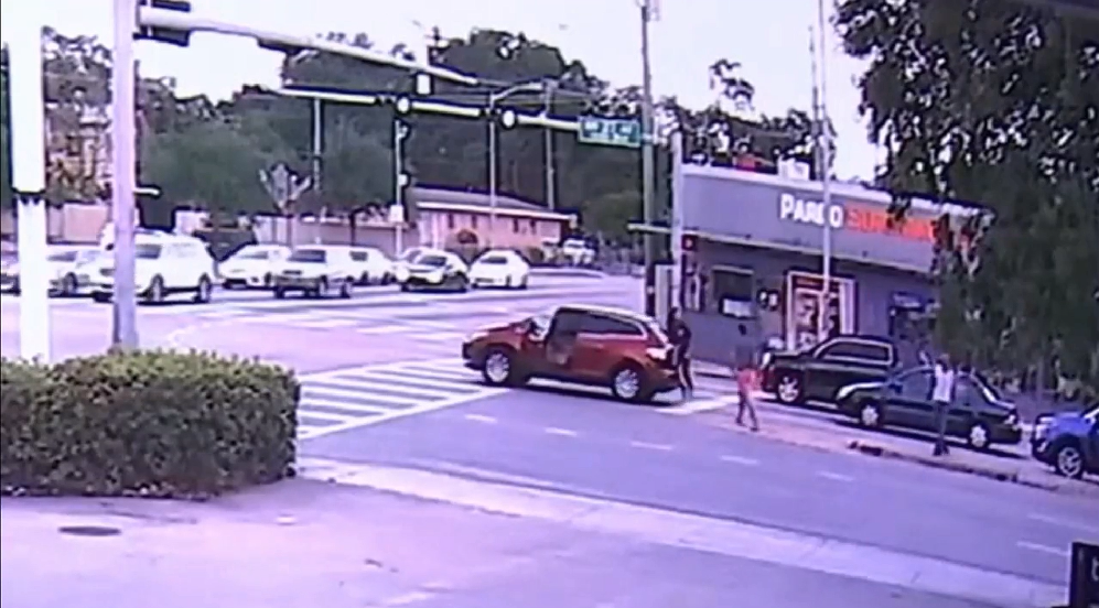VIDEO: MEXICAN TELENOVELA STAR PABLO LYLE KILLS MAN IN MIAMI FIGHT