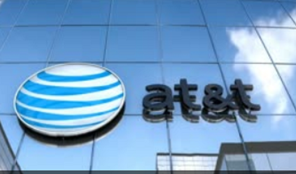 PAKISTANI MAN PAID $1 MILLION TO AT&T EMPLOYEES TO ILLEGALLY UNLOCK CELL PHONES