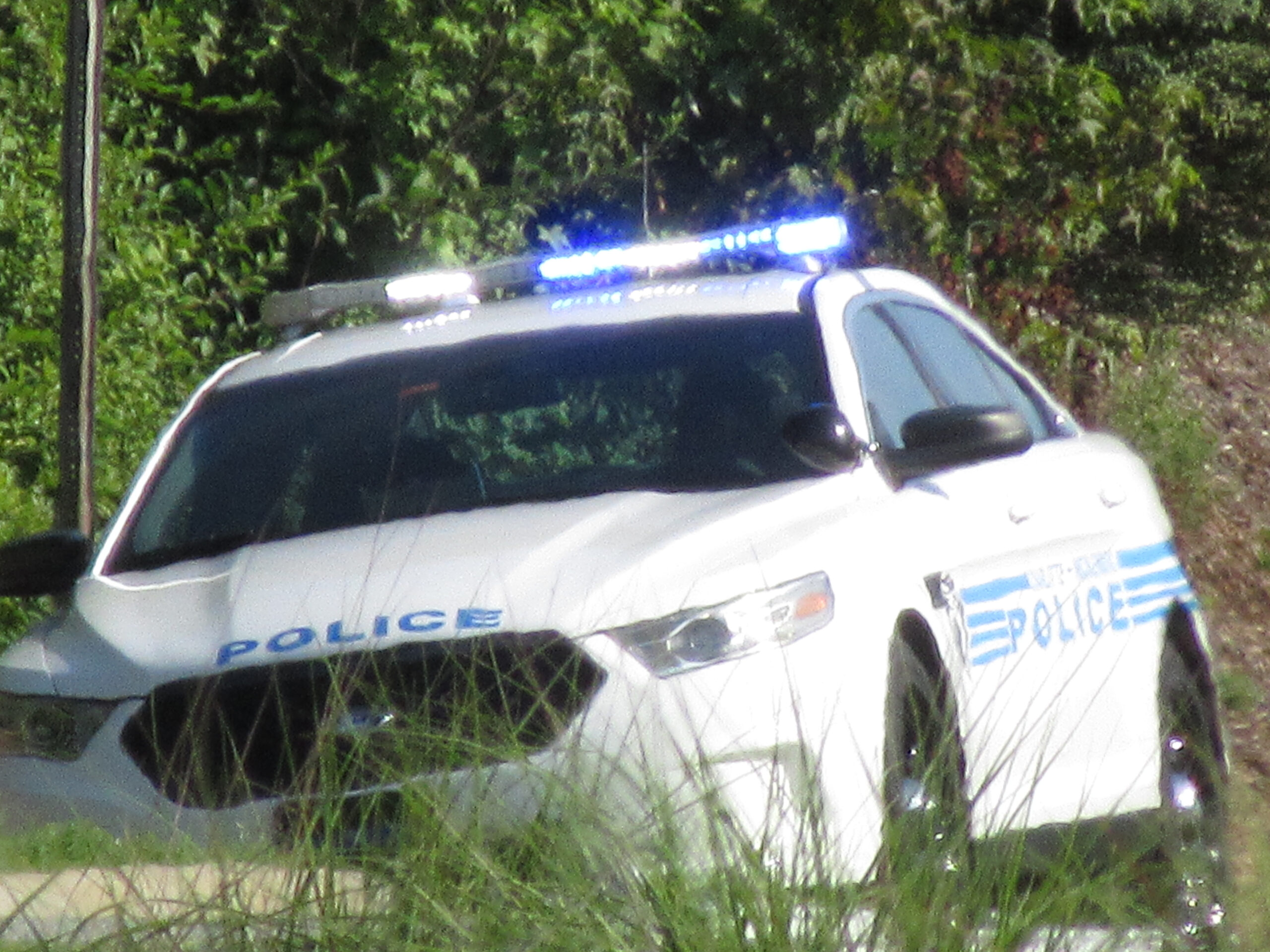 MAN KILLED IN SHOOTING NEAR ROZZELLES FERRY ROAD