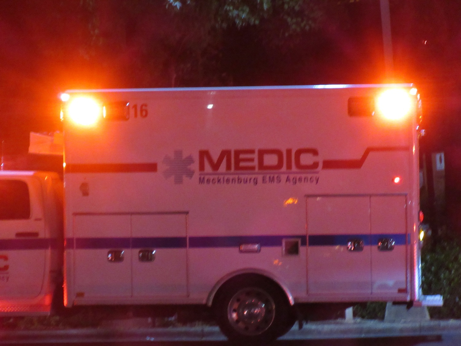 VICTIM KILLED IN WEST CHARLOTTE SHOOTING