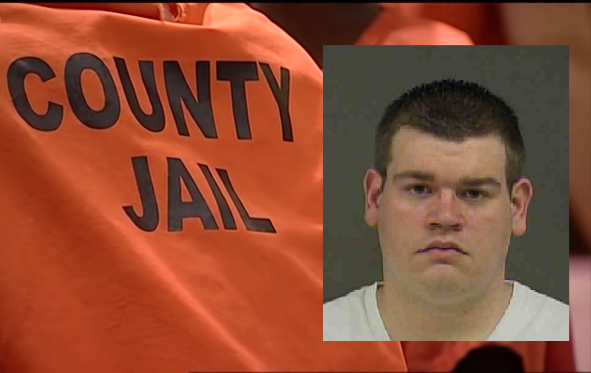 MAN STEALS $29,000 FROM RESTAURANT BUSINESS