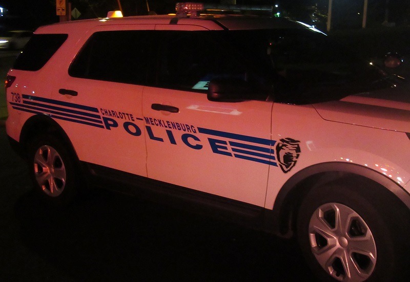 ONE DEAD IN STABBING HOMICIDE, 10 MURDERS IN A WEEK