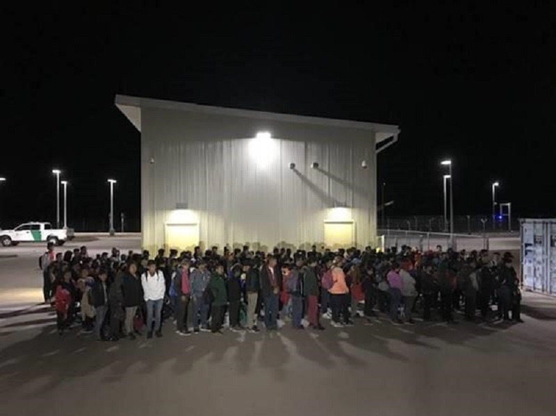 200 ILLEGAL IMMIGRANTS FOUND IN REMOTE SOUTHWEST NEW MEXICO DESERT