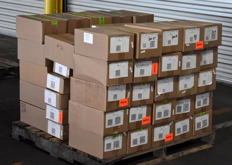 $1 MILLION DOLLARS IN COUNTERFEIT SMART PHONES SEIZED IN USA FROM CHINA