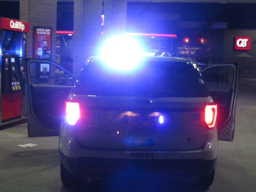 QUIK TRIP GAS STATION ROBBED, EMPLOYEE THREATENED AFTER CONFRONTING SUSPECT