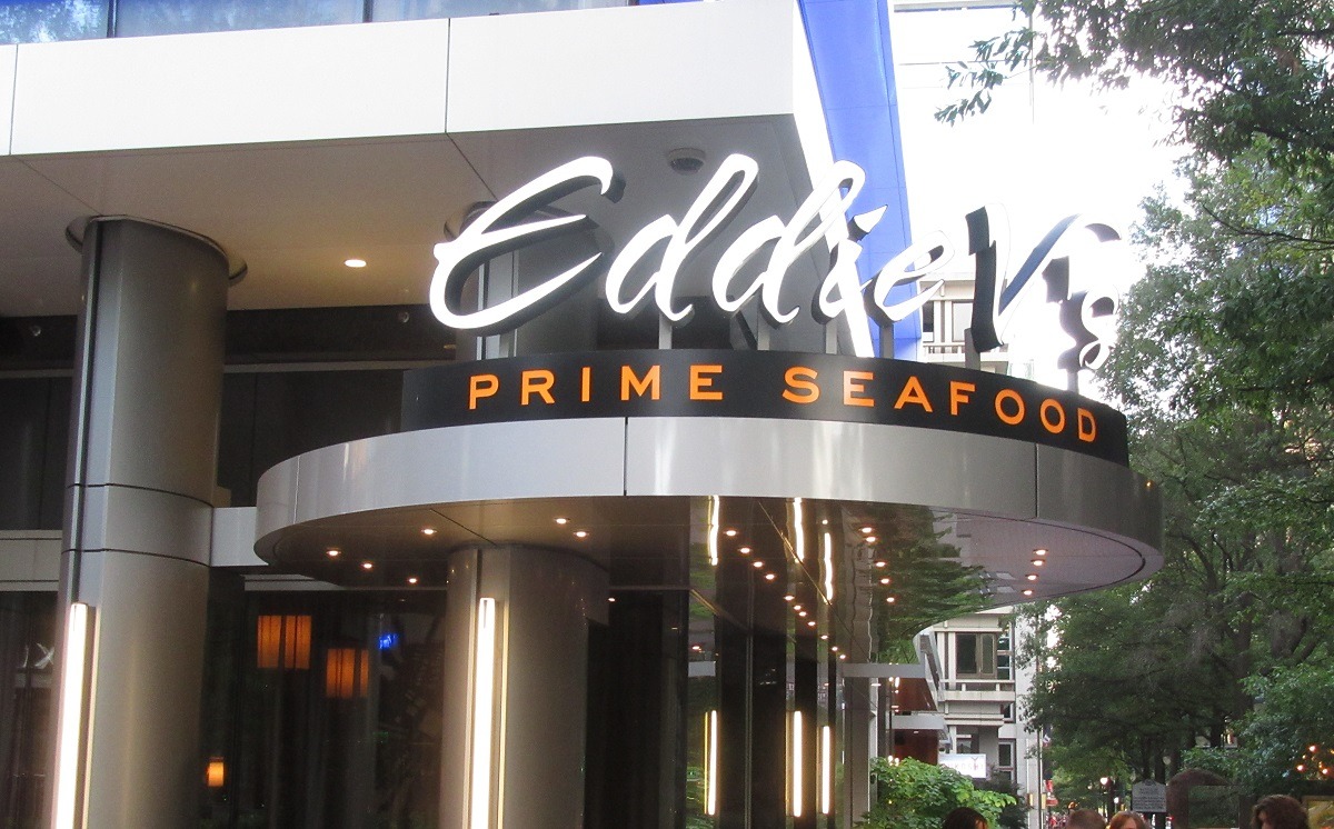 LUXURY RESTAURANT EDDIE V’S PRIME SEAFOOD HAD 83.50 HEALTH SCORE IN MARCH 2019