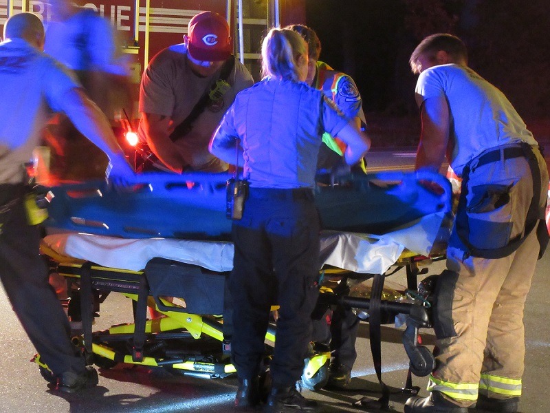 DOUBLE HOMICIDE AT APARTMENTS NEAR INDEPENDENCE BLVD. 3 PEOPLE SHOT