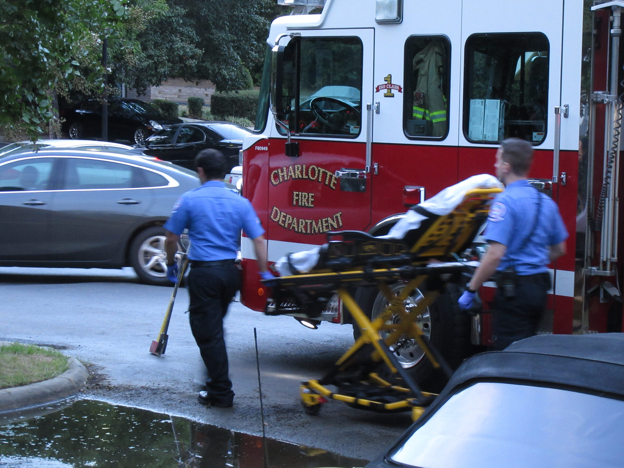 HOMICIDE IN SOUTH CHARLOTTE, MAN DEAD