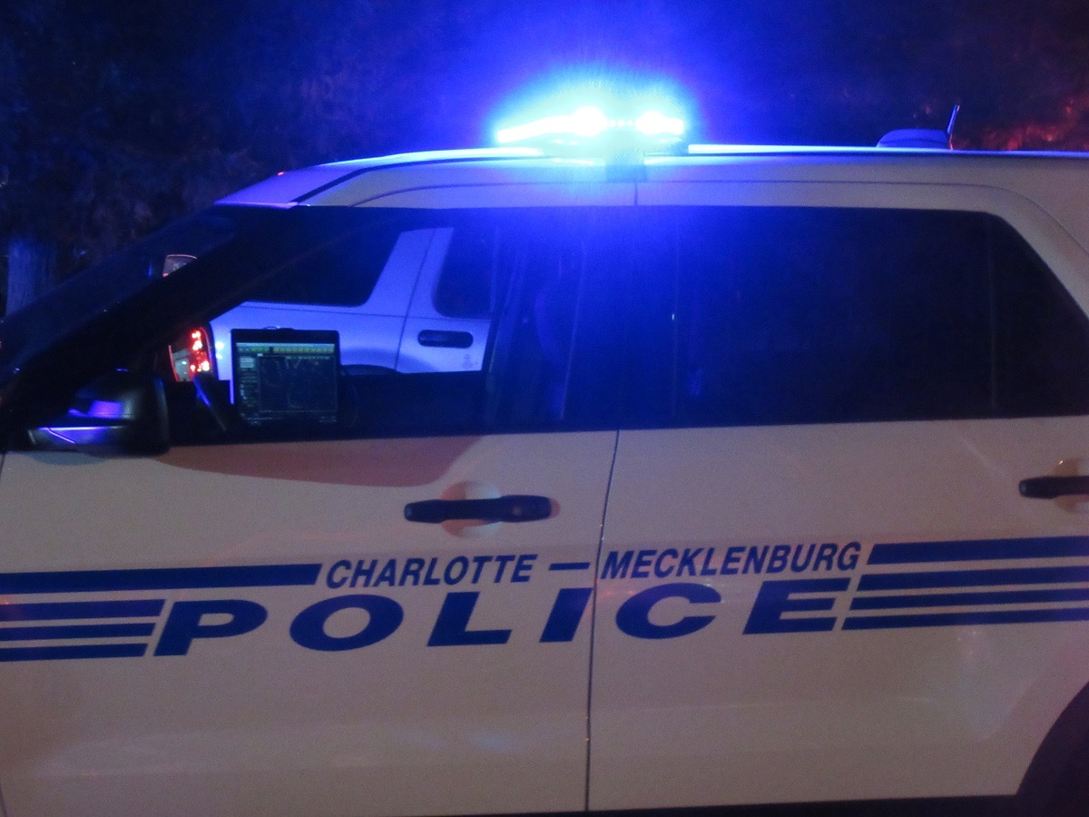 THANKSGIVING DAY SHOOTING SENDS VICTIM TO HOSPITAL WITH SERIOUS INJURIES