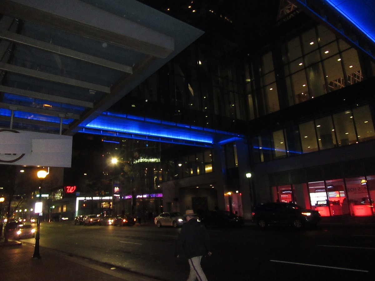 POWER OUTAGE IN UPTOWN CHARLOTTE, SEVERAL BUILDINGS WITHOUT POWER