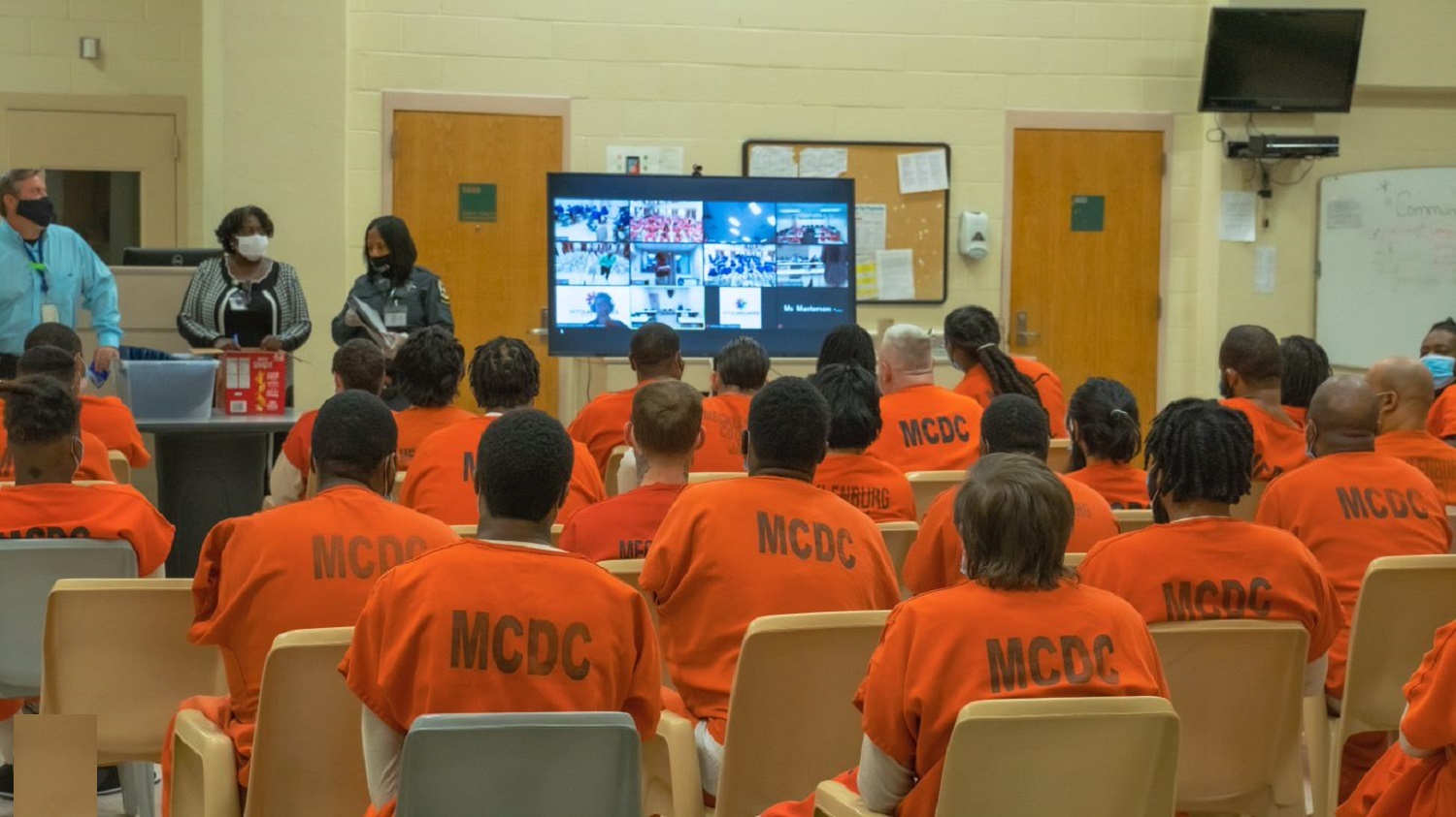 CONDITIONS AT JAIL IN UPTOWN CHARLOTTE ARE HORRIBLE AND JEOPARDIZES SAFETY OF INMATES, STATE ORDERS JAIL TO DE-POPULATE