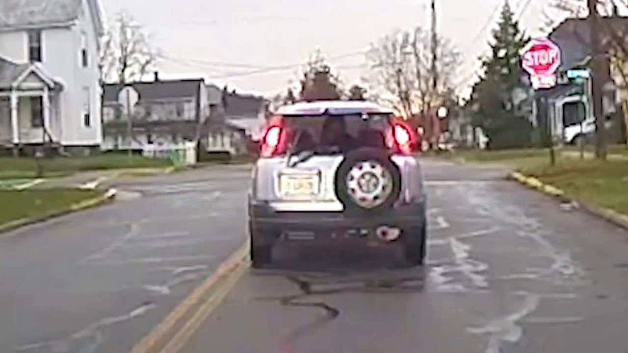 VIDEO: MAN SHOOTS AT COPS DURING TRAFFIC STOP