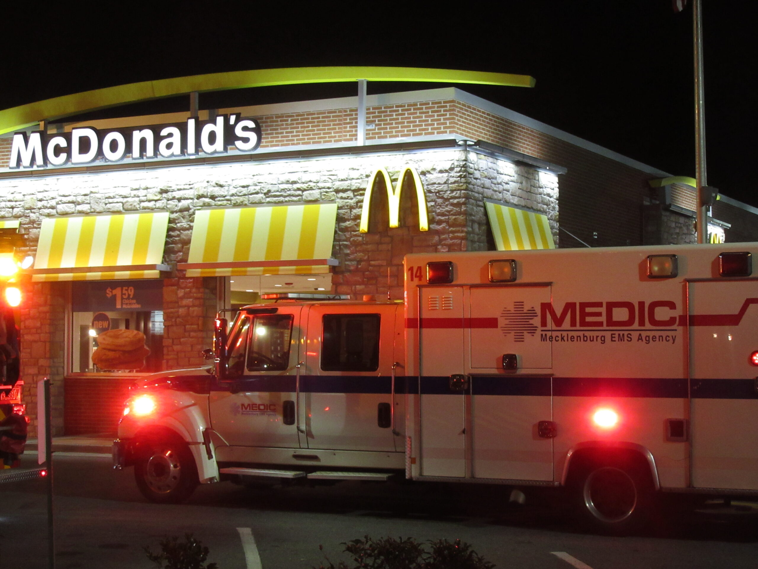 VICTIM MURDERED AT MCDONALDS IN CHARLOTTE, 3RD HOMICIDE THIS WEEK