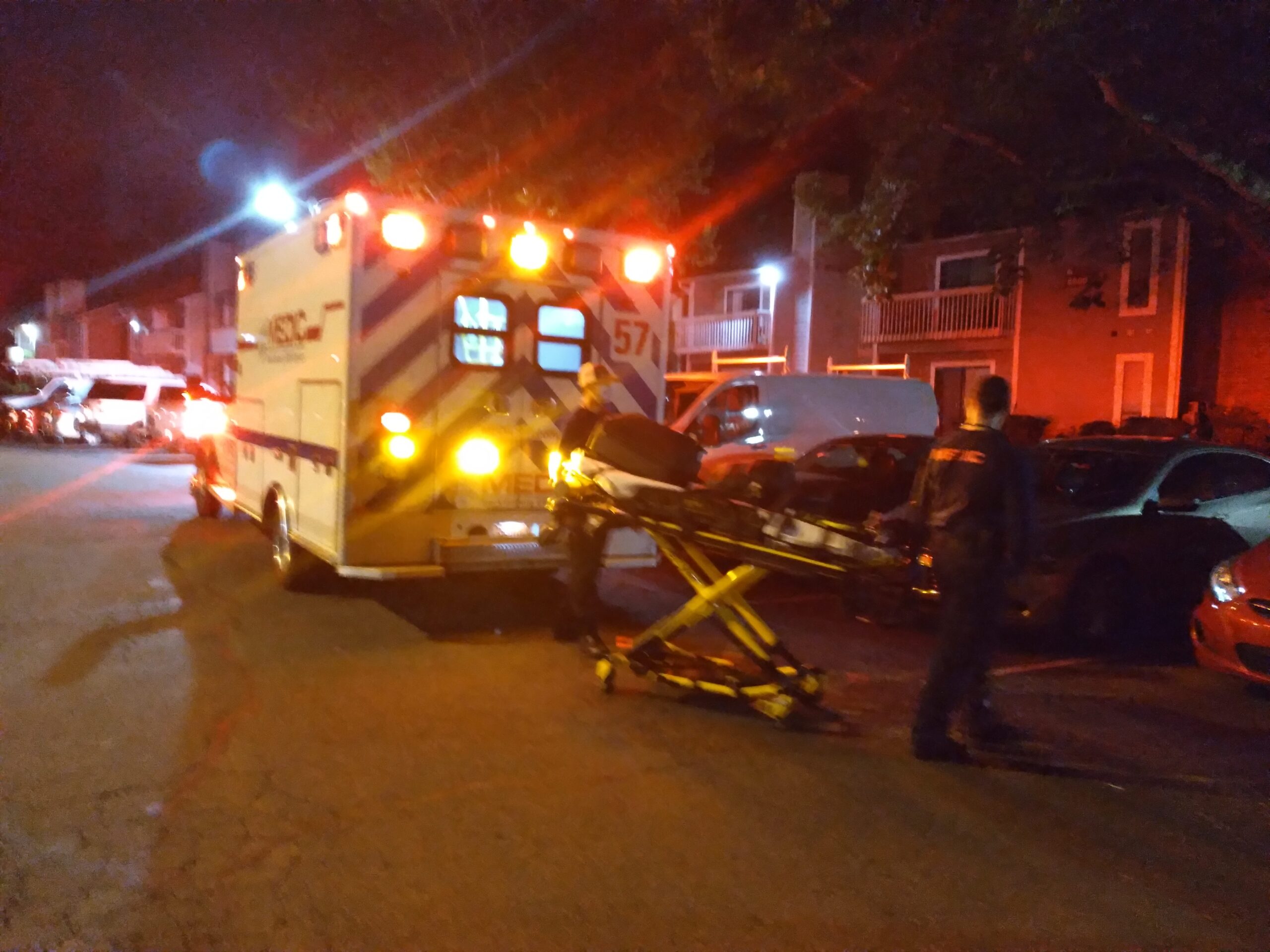 YOUNG CHILD SHOT DEAD AT CHARLOTTE APARTMENTS