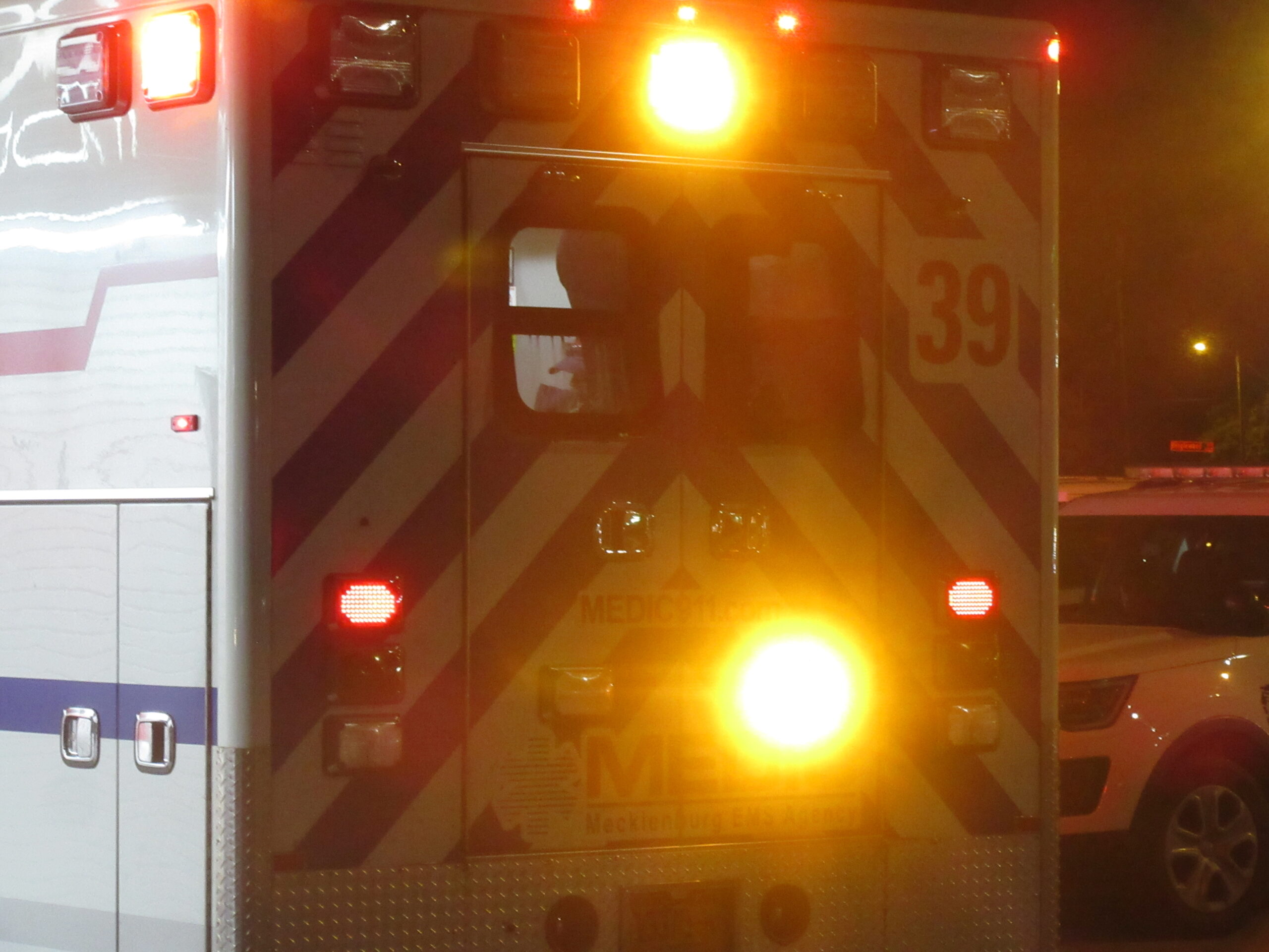 MAN SHOT ON WEST SUGAR CREEK ROAD AT SHELL GAS STATION