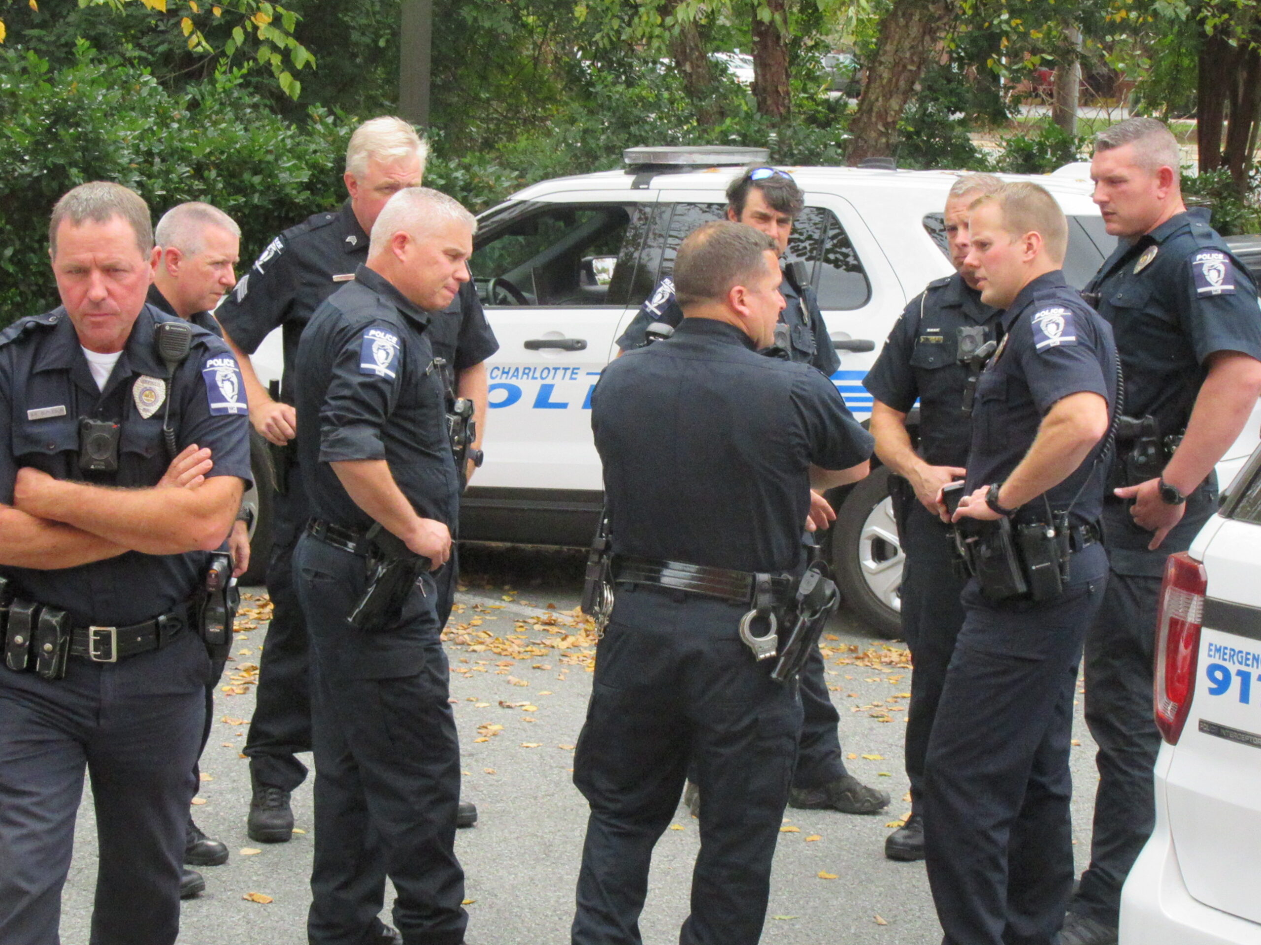 VICTIM MURDERED AT APARTMENTS IN AFTERNOON