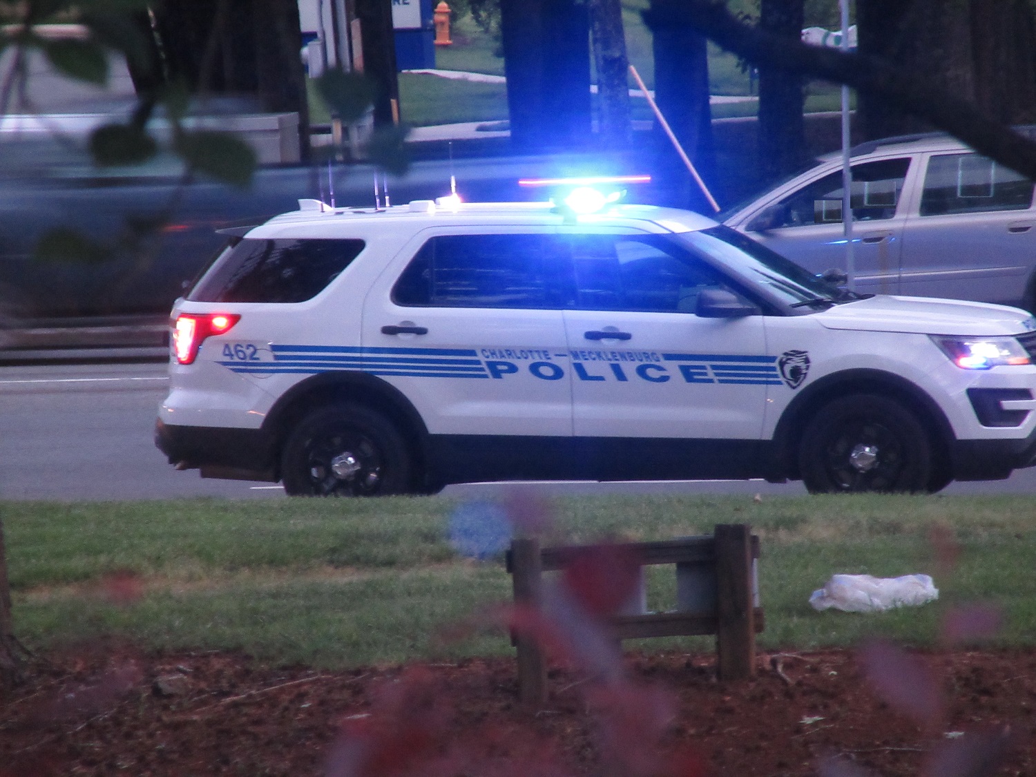 MAN KILLED NEAR NORTH LAKE MALL AT APARTMENTS