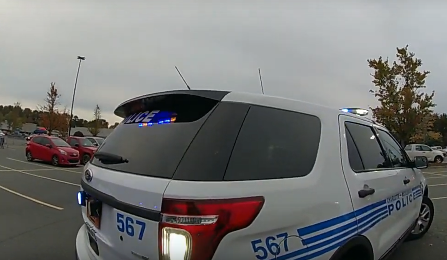 DOUBLE SHOOTING AT NORTH LAKE MALL DURING CHRISTMAS SEASON