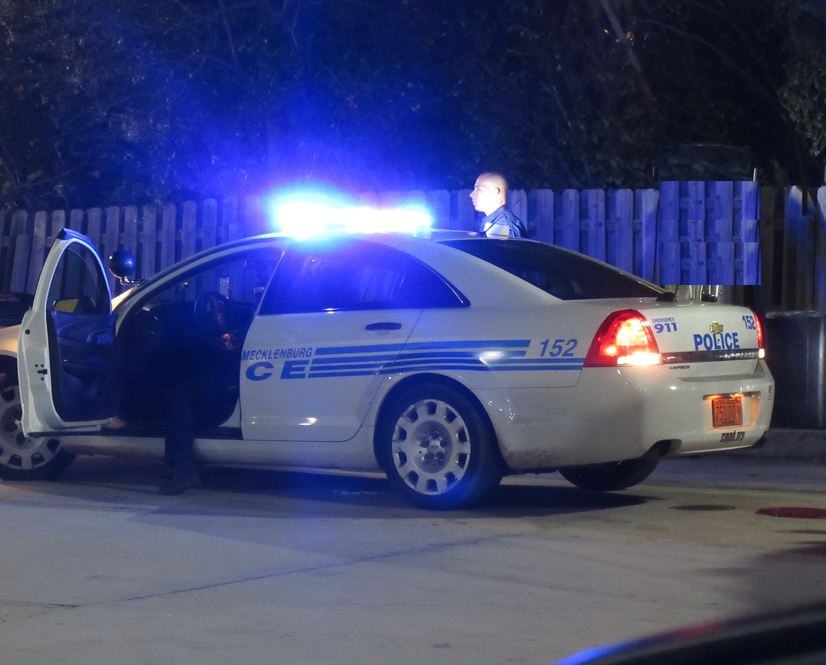 ONE DEAD IN OVERNIGHT CRASH ON NORTH TRYON STREET