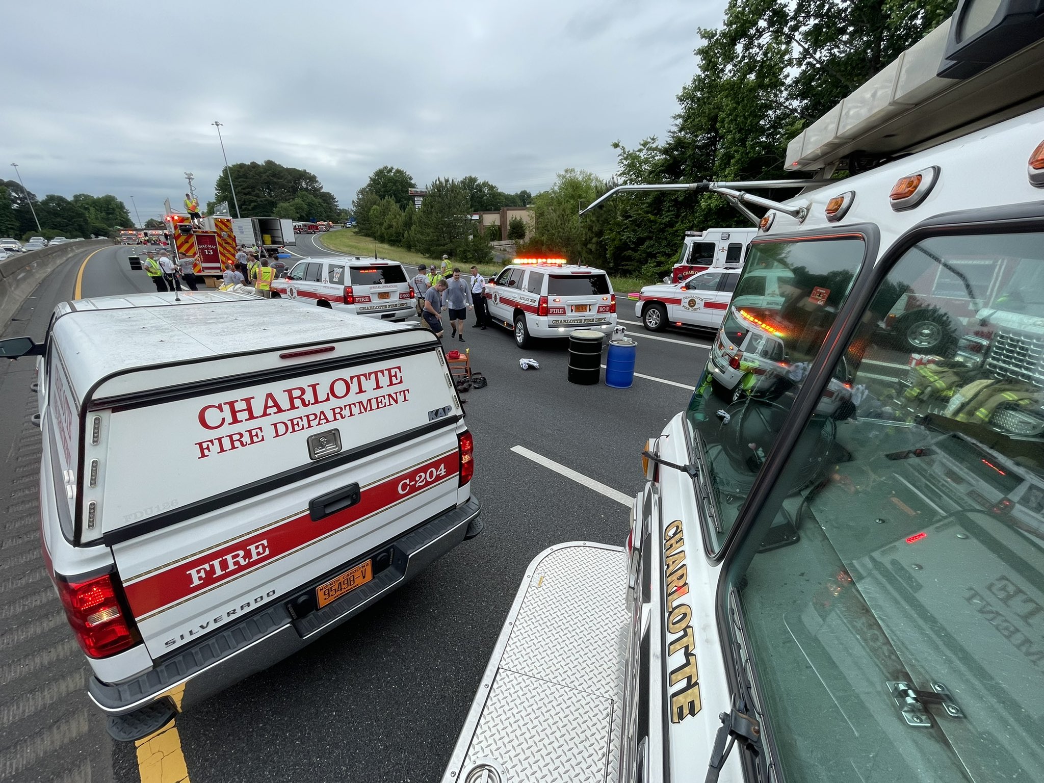 ONE DEAD IN CRASH ON INTERSTATE 85