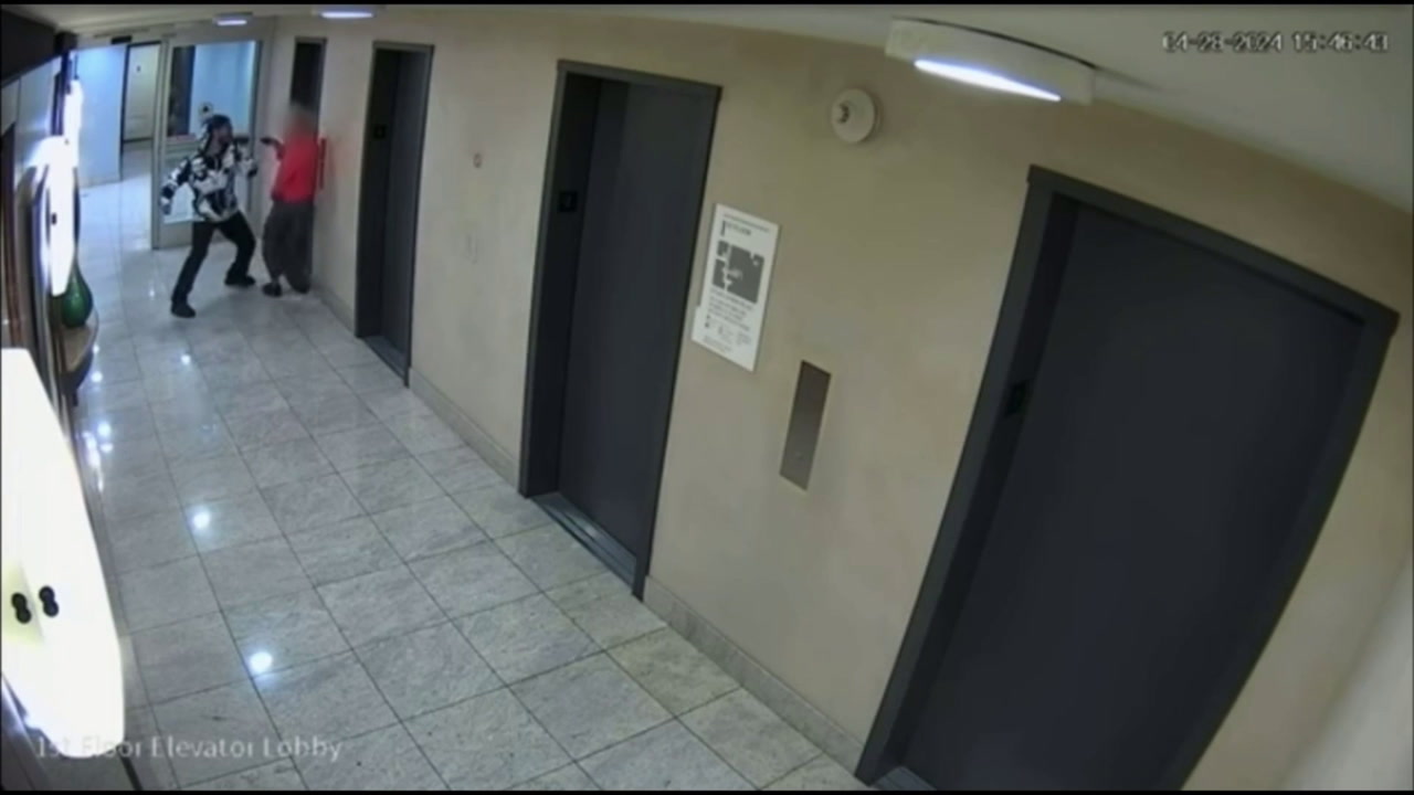 VIDEO: MAN GETS ROLEX TAKEN IN ROBBERY ASSAULT