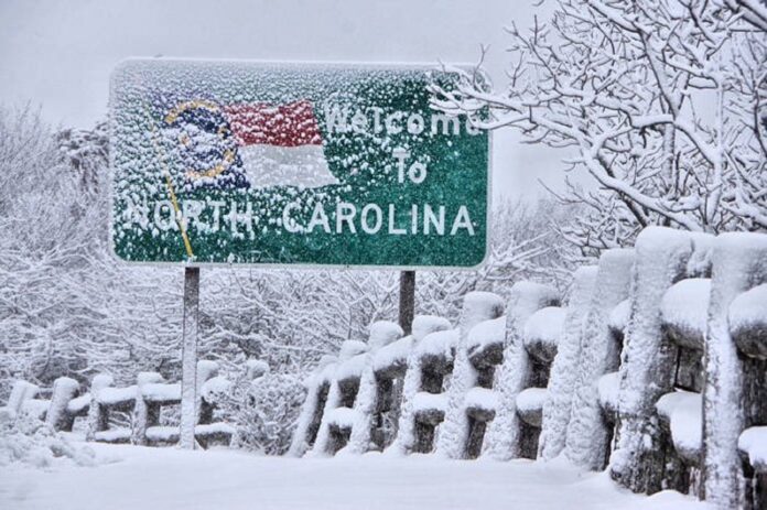 6 INCHES OF SNOW WILL FALL IN CHARLOTTE ON SATURDAY
