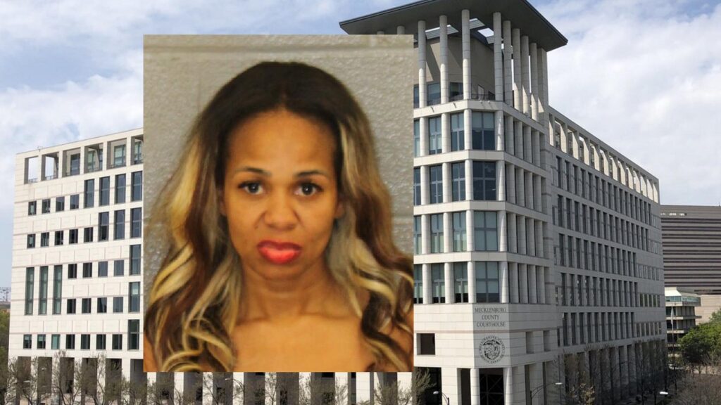 GUN TO COURT IN CHARLOTTE