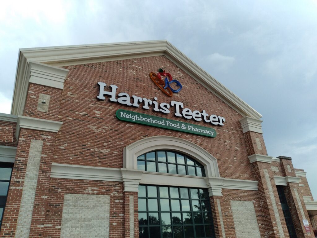 STABBED AT HARRIS TEETER IN CHARLOTTE