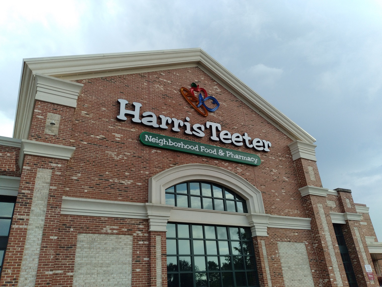 PREGNANT WOMAN STABBED AT HARRIS TEETER IN CHARLOTTE | CHARLOTTE ALERTS ...