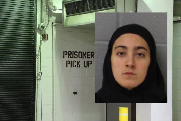 WOMAN WITH HEAD COVERING GETS ARRESTED, GOT IN CHASE WITH COPS