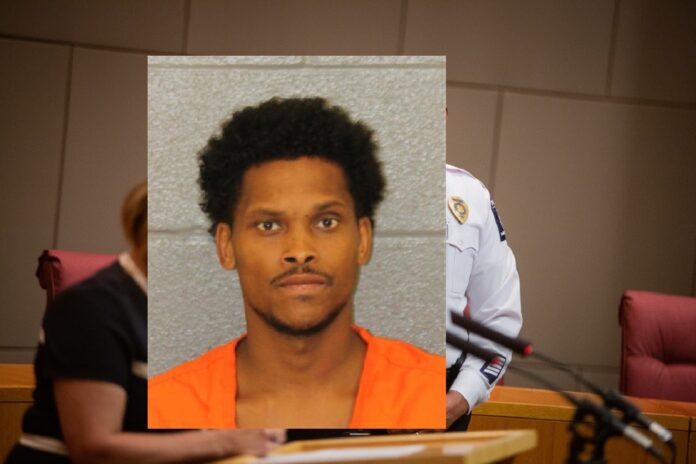 MAN CHARGED WITH MURDERING HIS 5-YEAR-OLD SON, ARRESTED AT TACO BELL