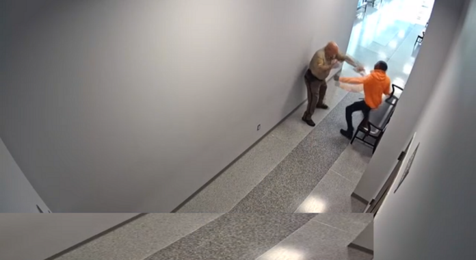 VIDEO: $20 MILLION LAWSUIT. BLACK MAN PEPPER SPRAYED AND PUNCHED IN FACE BY COP IN COURT, COP GETS PUNCHED BACK AND FIRED