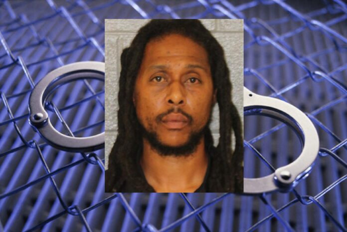 BASKETBALL PLAYER AND AUTO GLASS EMPLOYEE ARRESTED ON DWI CHARGE, RUNNING RED LIGHT